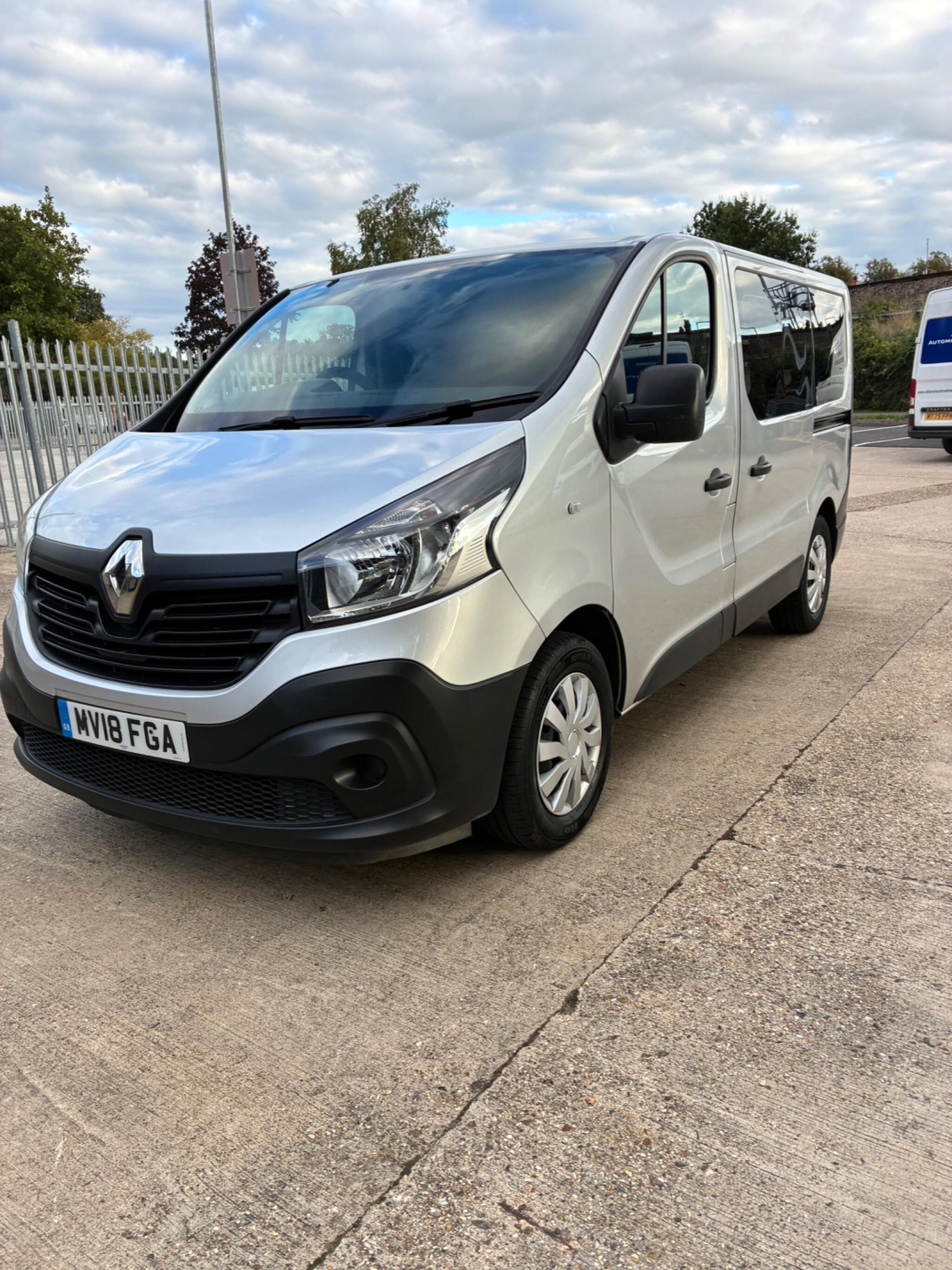 [ berth ]Renault Trafic