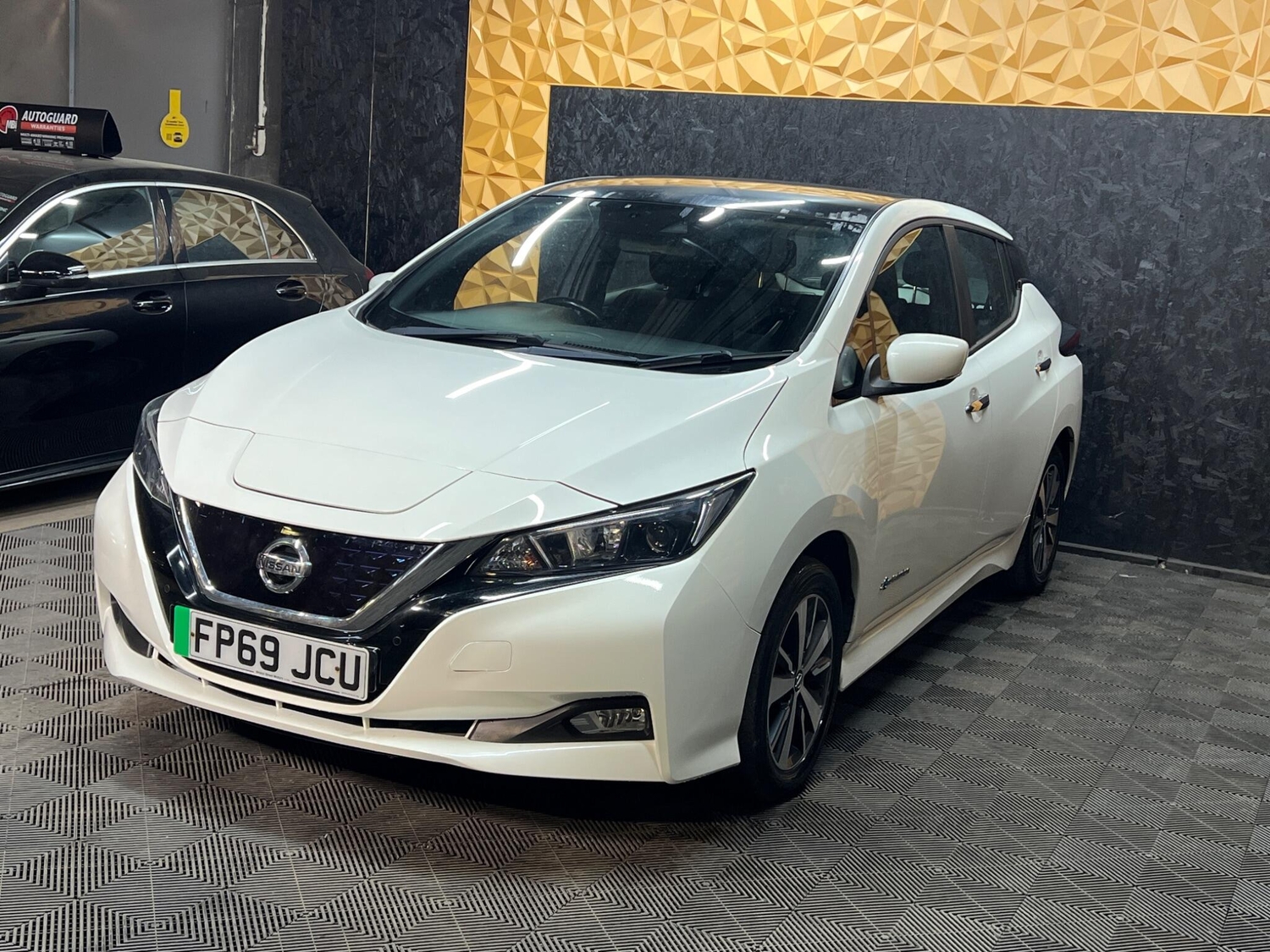 Nissan LEAF 2020 - Cars in Halifax
