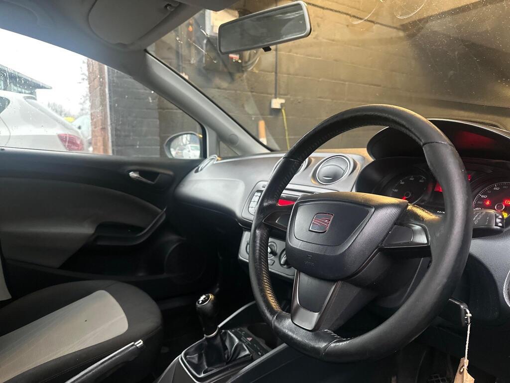 SEAT Ibiza 2012 - Cars