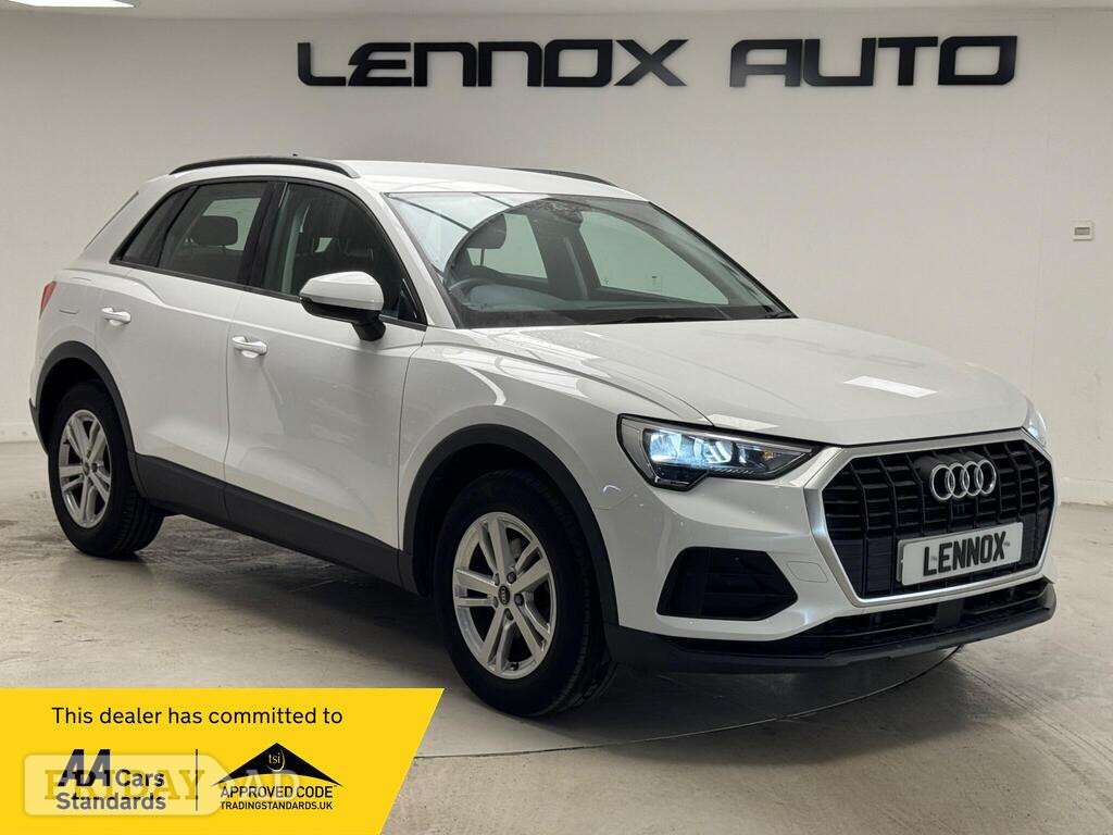 Audi Q3 2022 in Brent