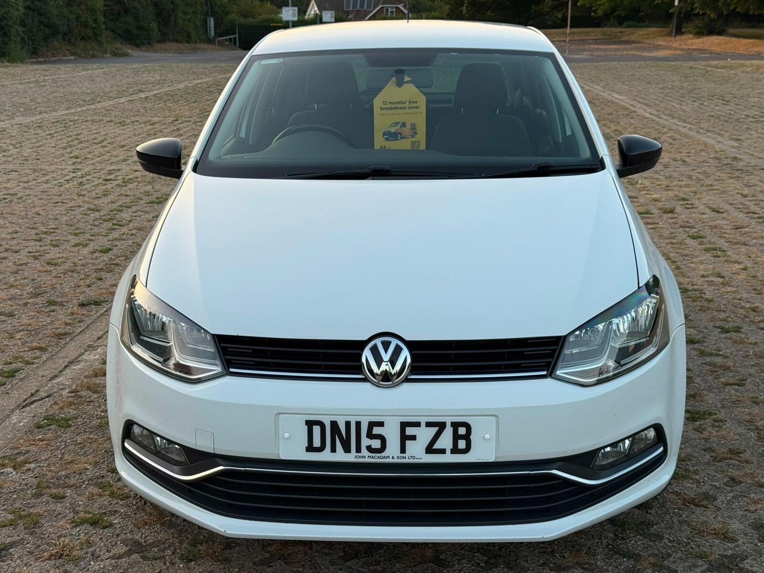 Volkswagen Polo 2015 - Cars in Swanley