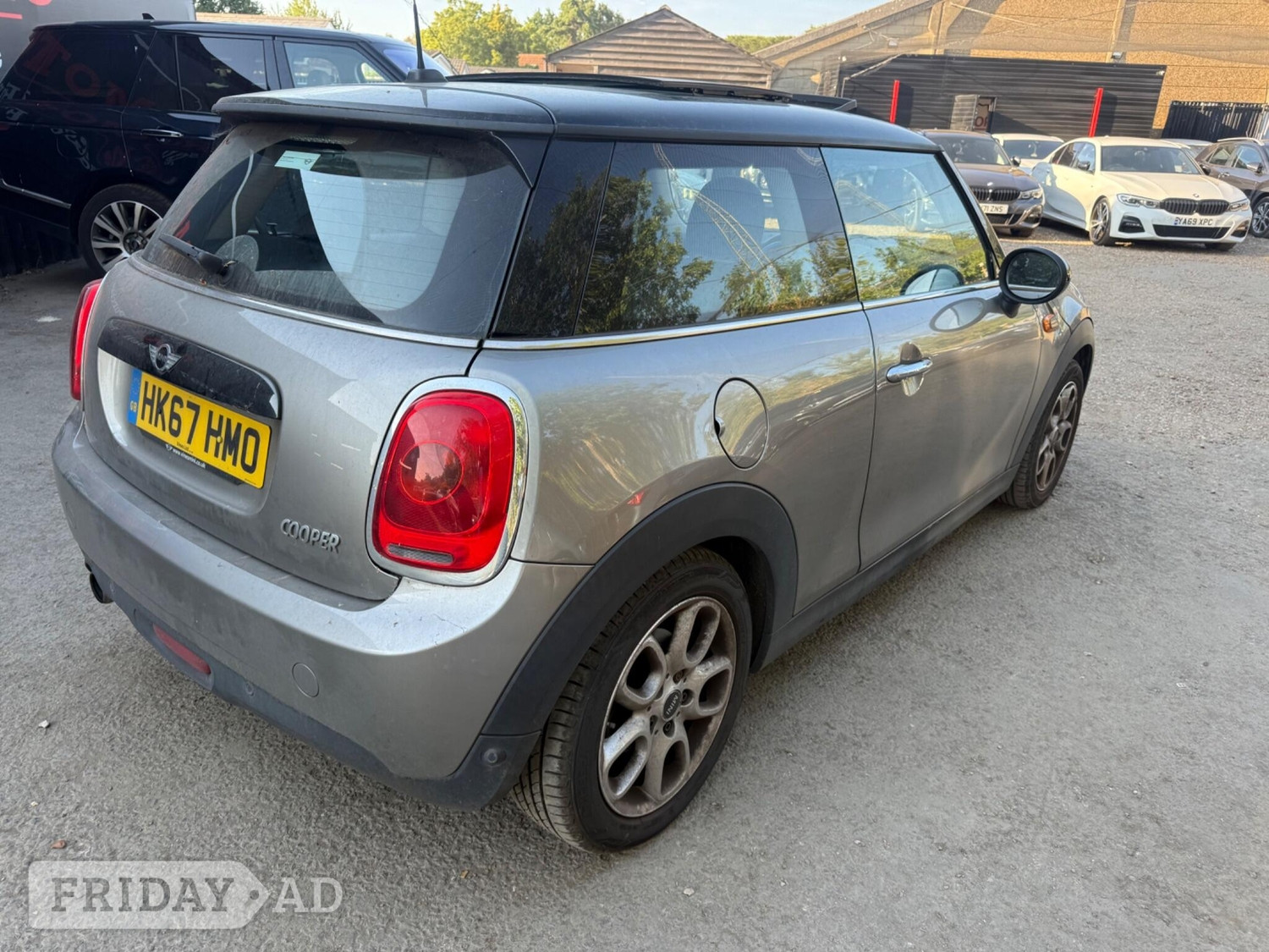 Mini Hatch 2017 - Cars