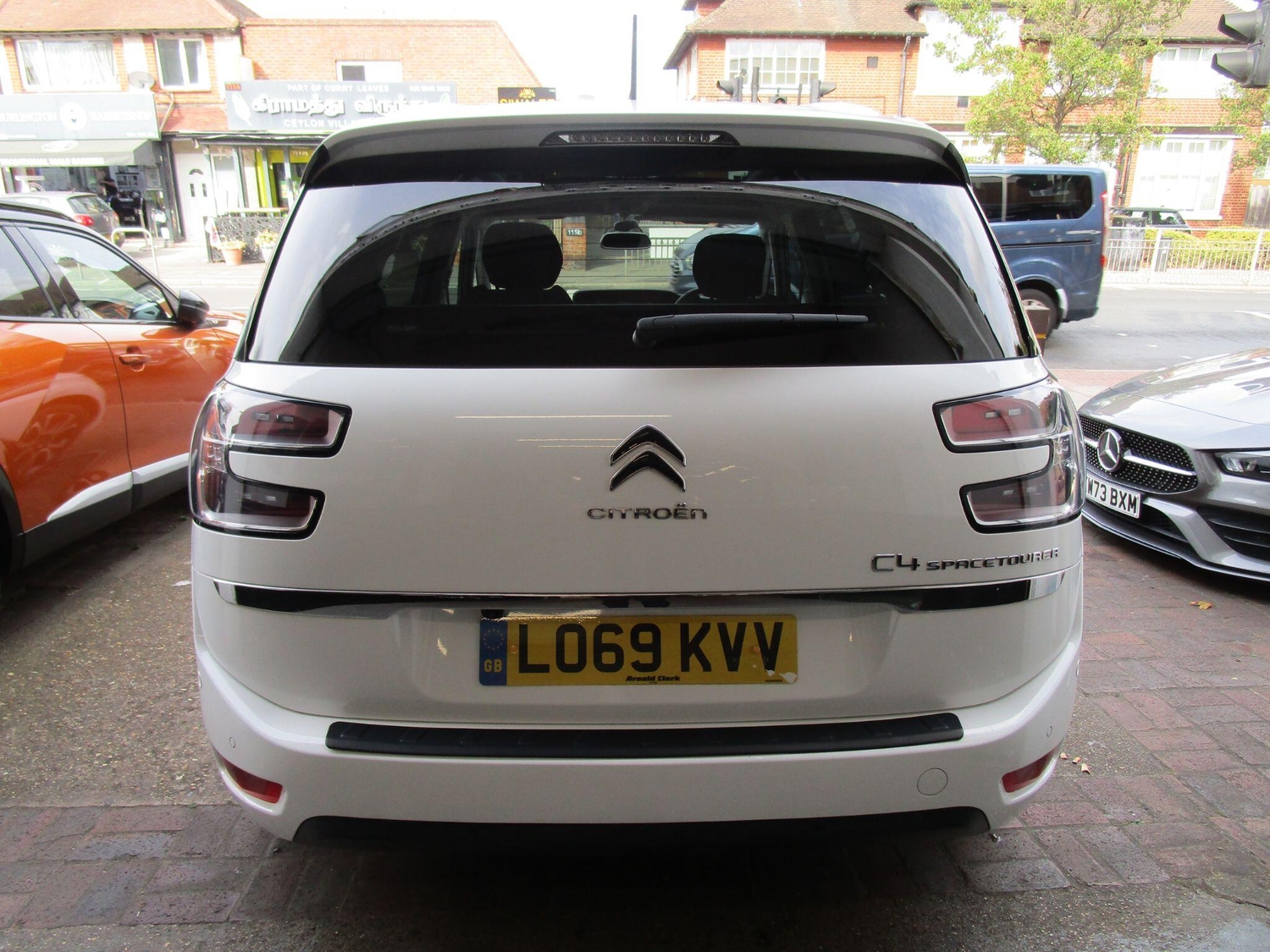 [ berth ]Citroen Grand C4 SpaceTourer