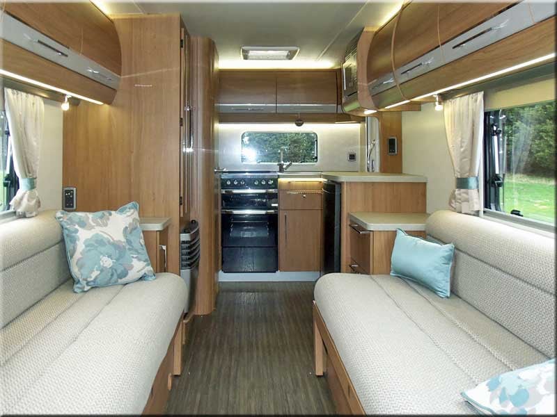 Auto-Trail Navajo 2015 - Motorhomes & Caravans in Huntingdon