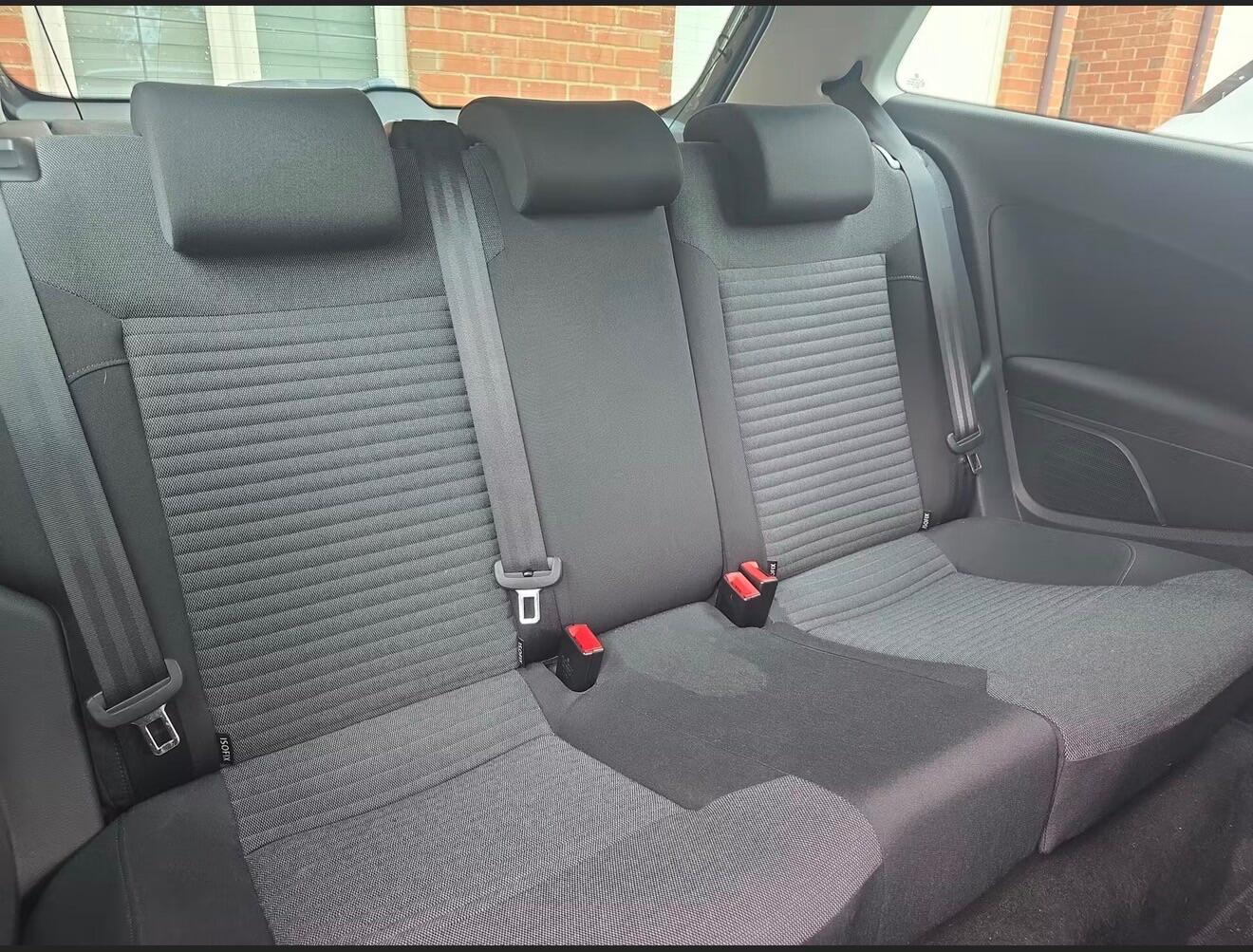 Volkswagen Polo 2014 - Cars in Ealing