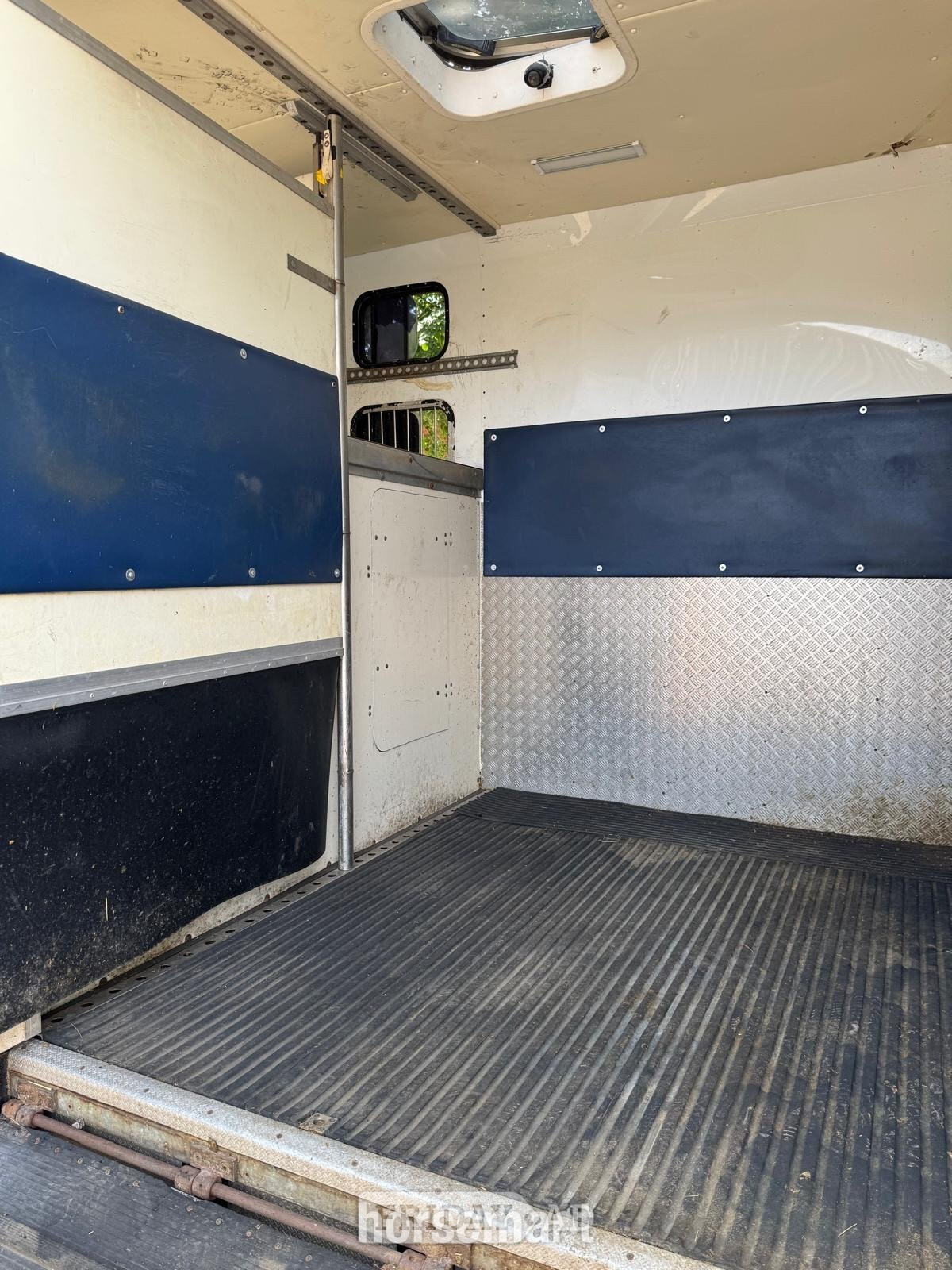Mercedes-Benz Horsebox - Trailers & Horseboxes in Southwell