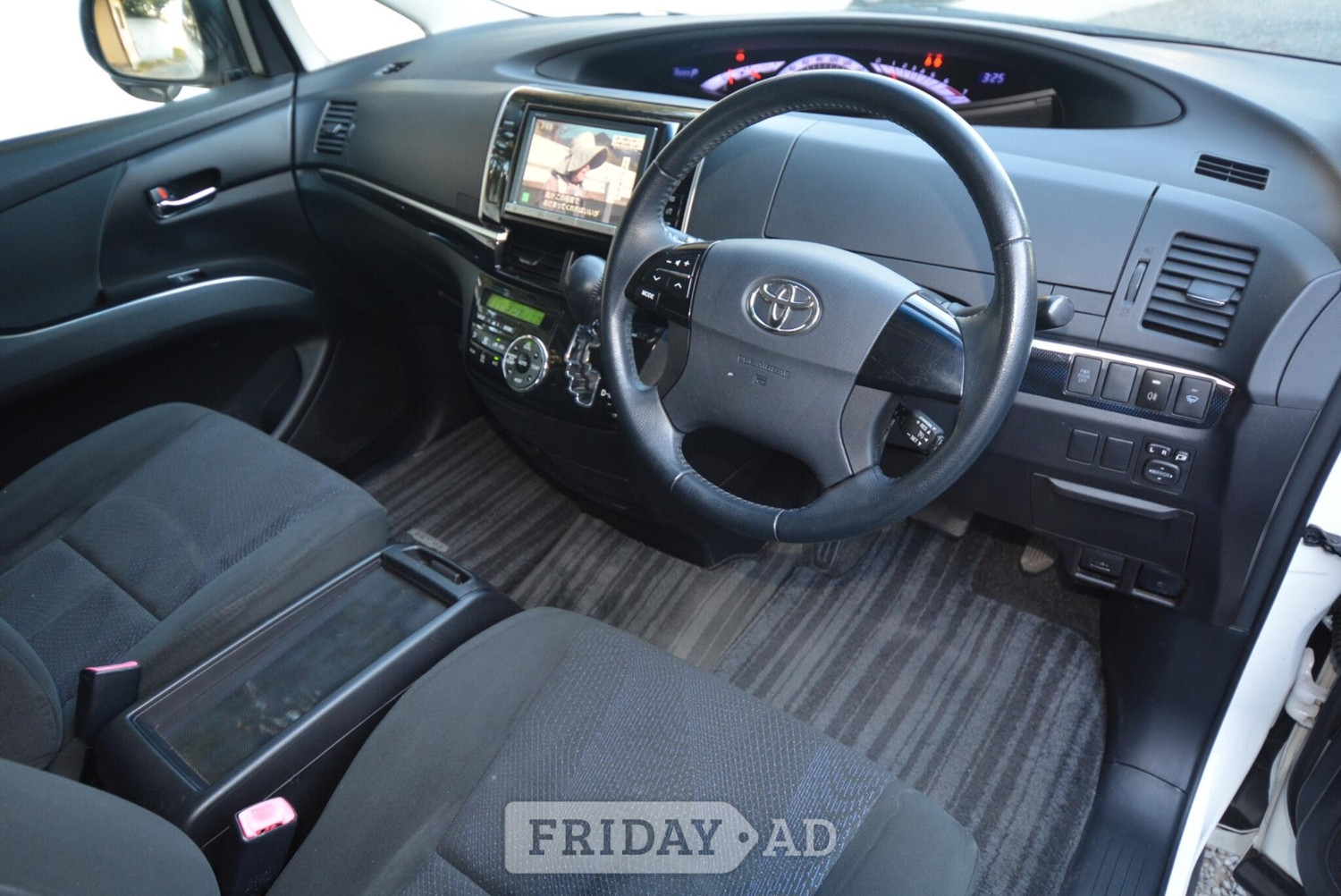 Toyota Estima Chingford