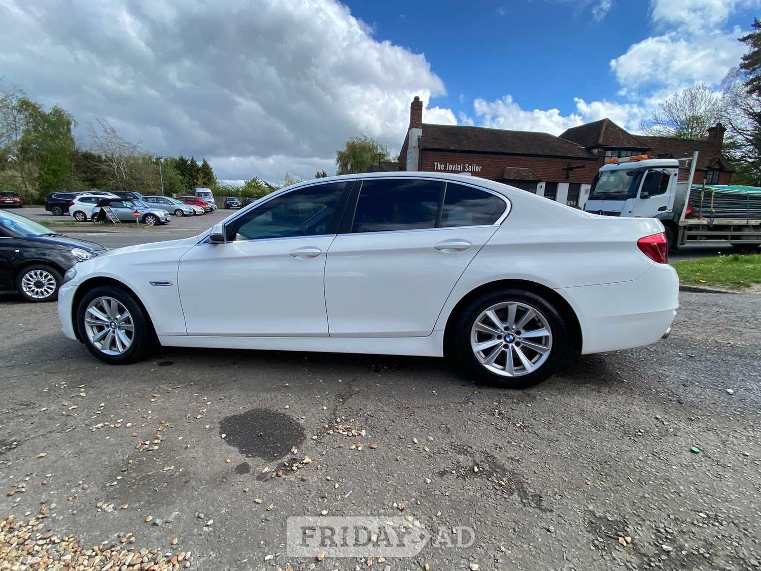 [ berth ]BMW 5 Series