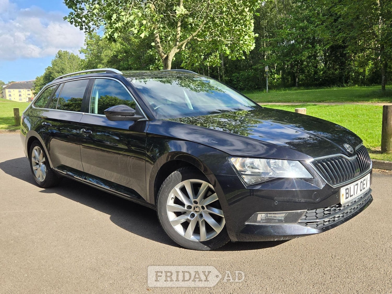 Skoda Superb 2017 in Cardiff