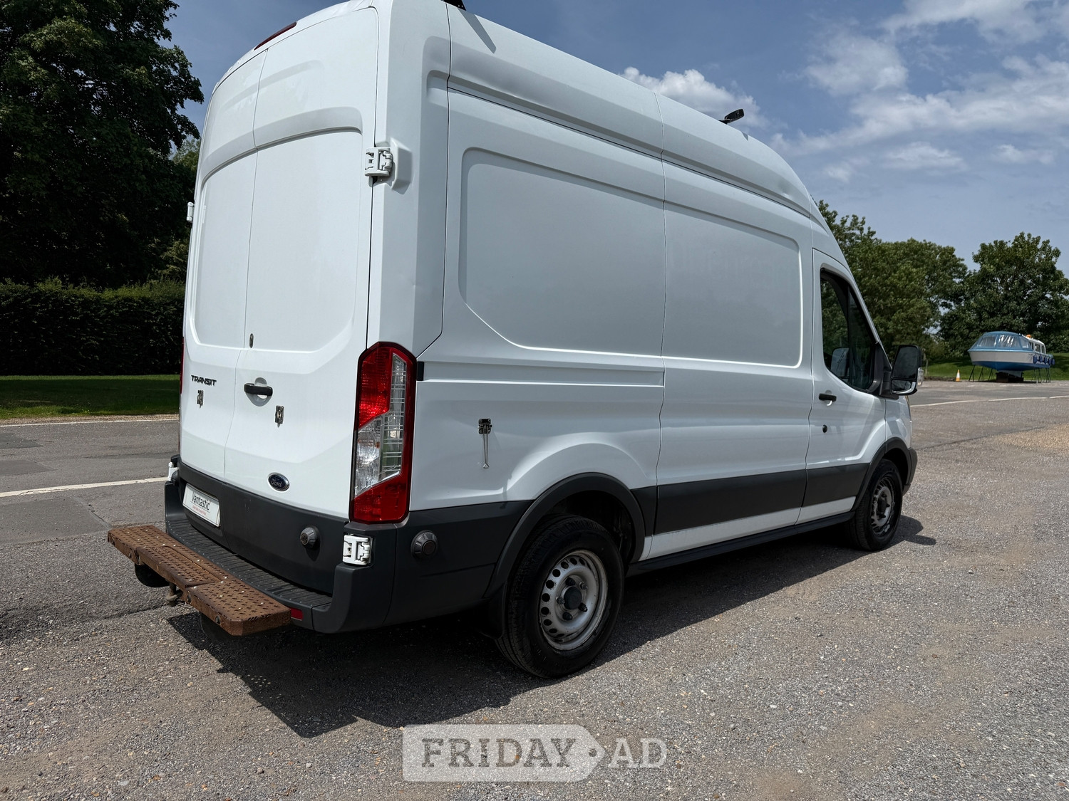 Ford Transit 2018 - Vans & Commercial Vehicles in Chertsey