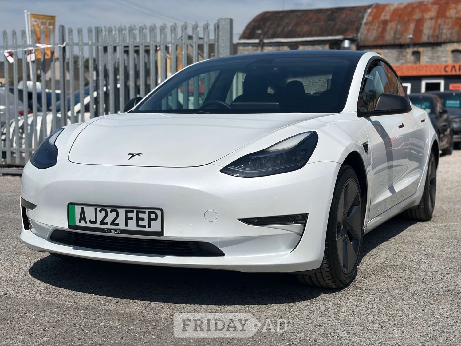 [ berth ]Tesla Model 3