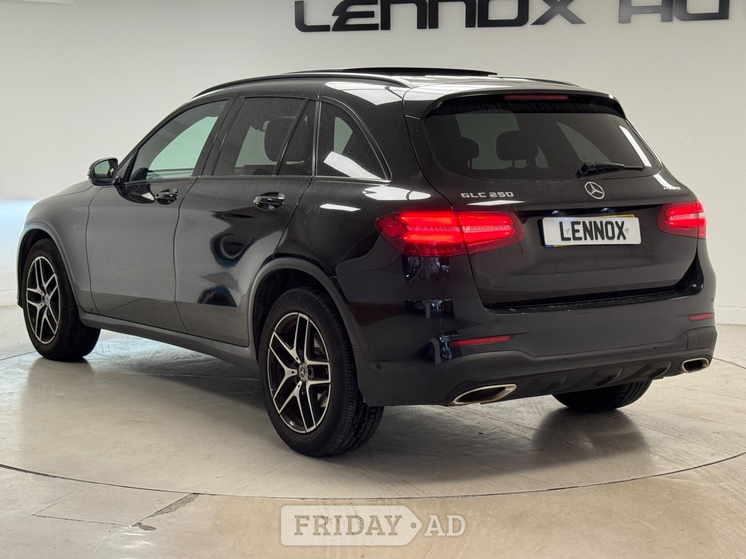 Mercedes-Benz GLC 2019 - Cars in Brent