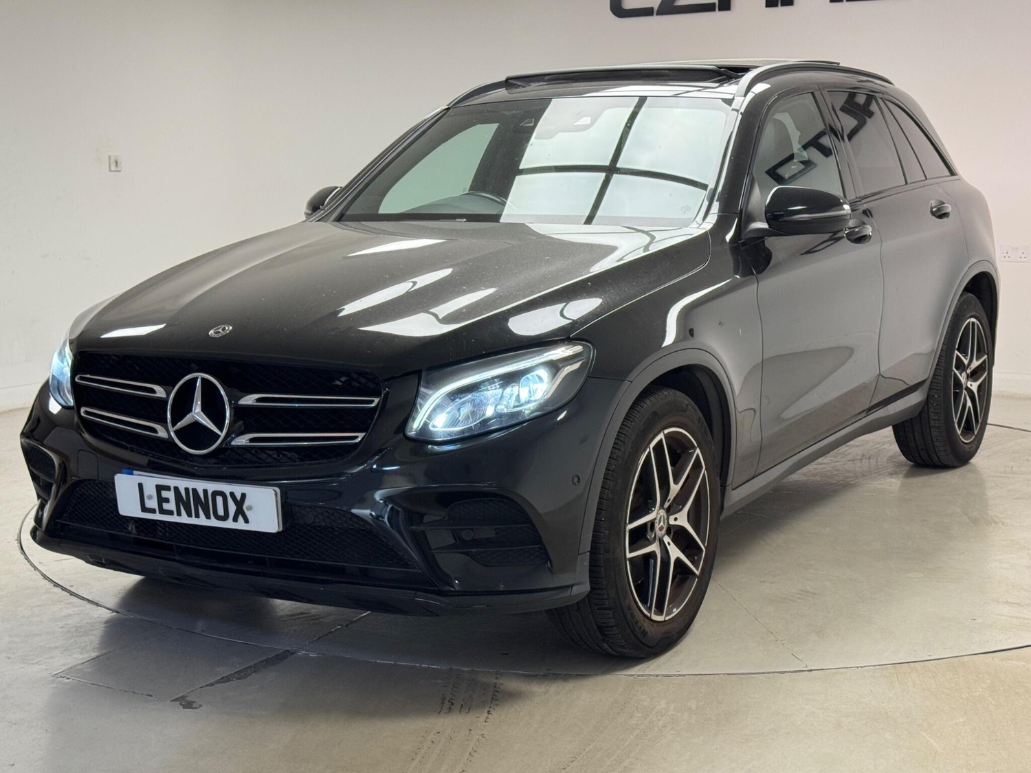 [ berth ]Mercedes-Benz GLC