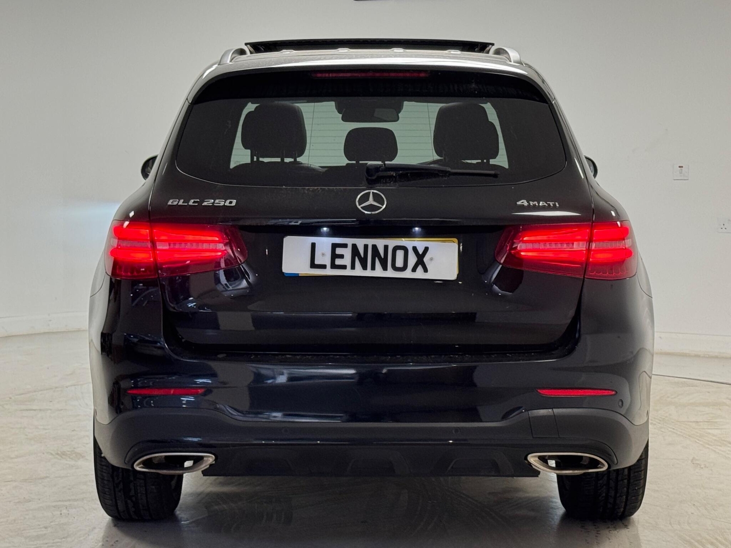 Mercedes-Benz GLC 2019 - Cars