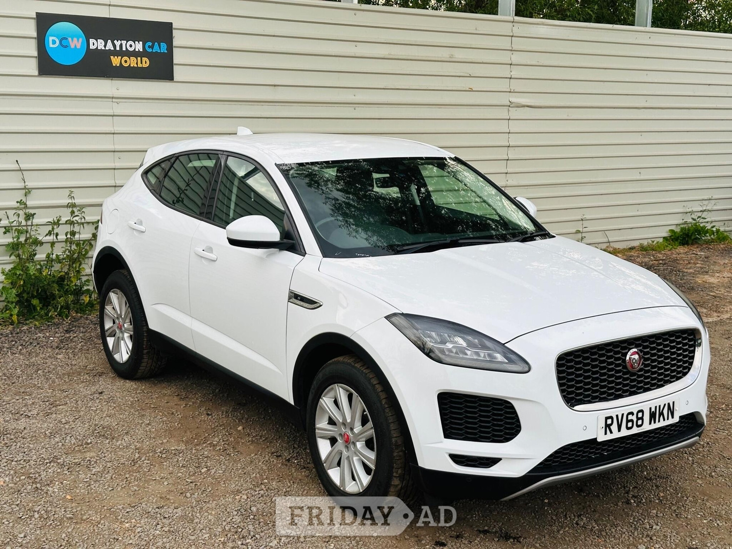 Jaguar E-Pace 2018 - Cars