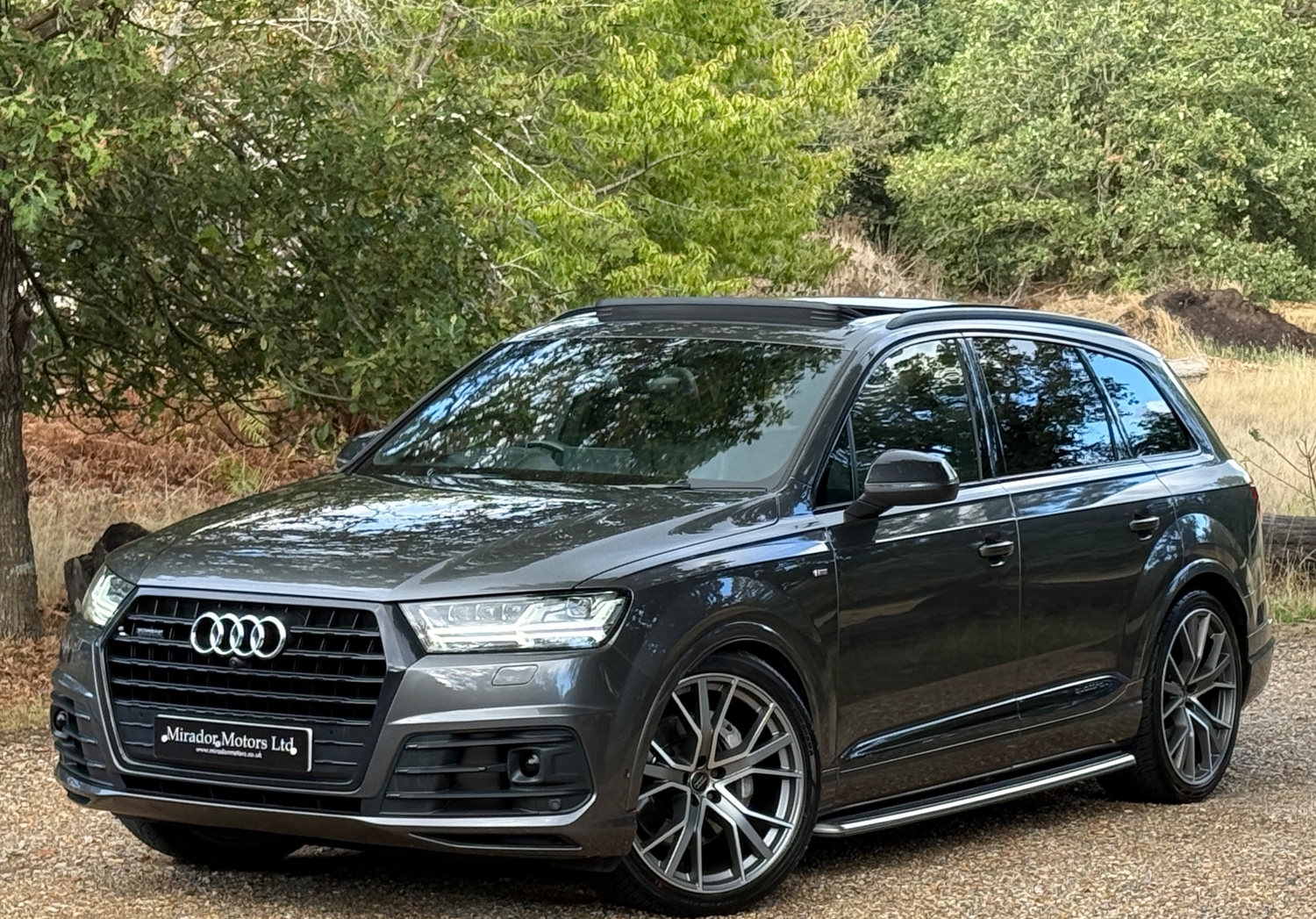 Audi Q7 2018 - Cars