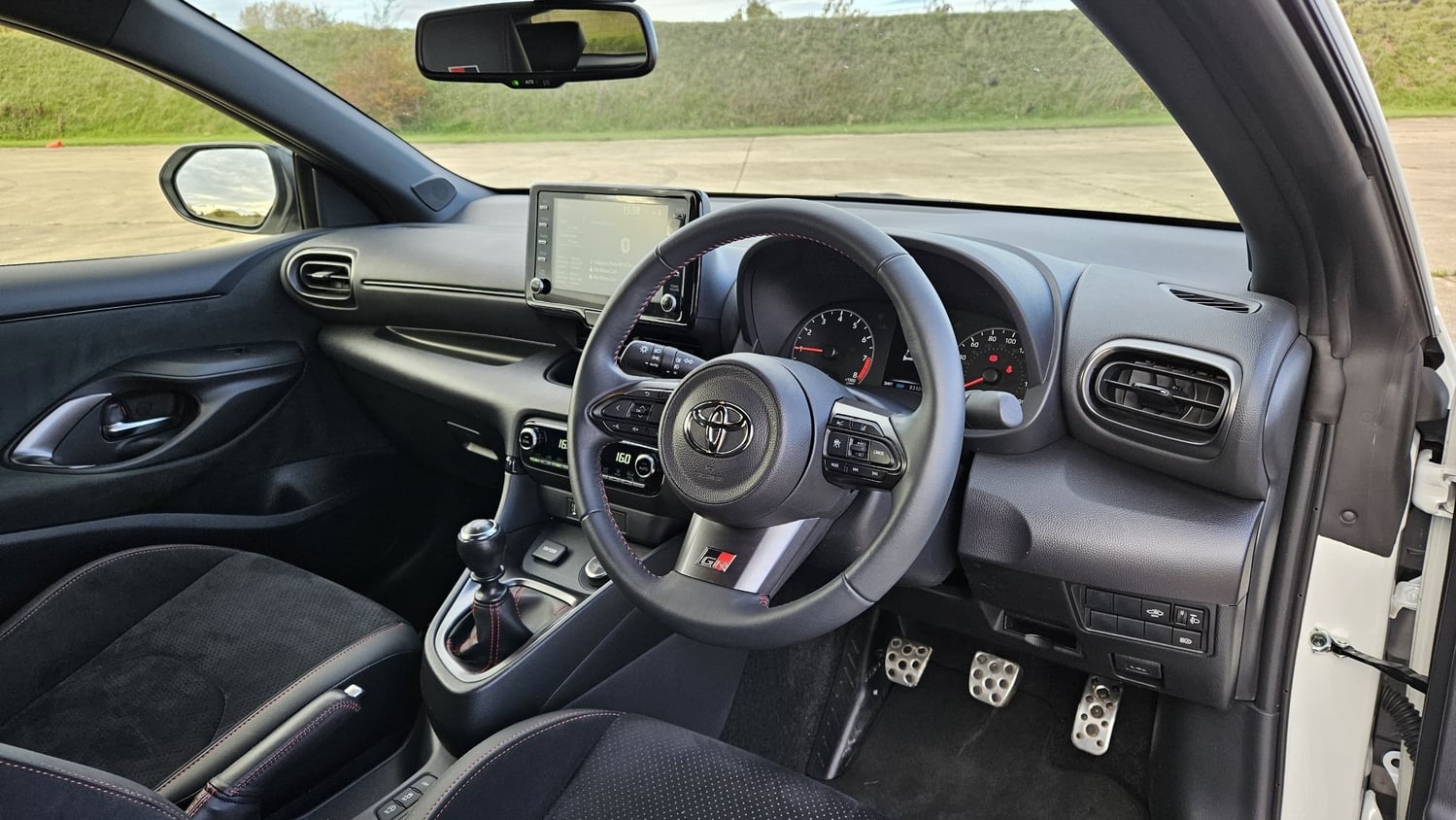 Toyota Yaris 2021 - Cars in Bicester