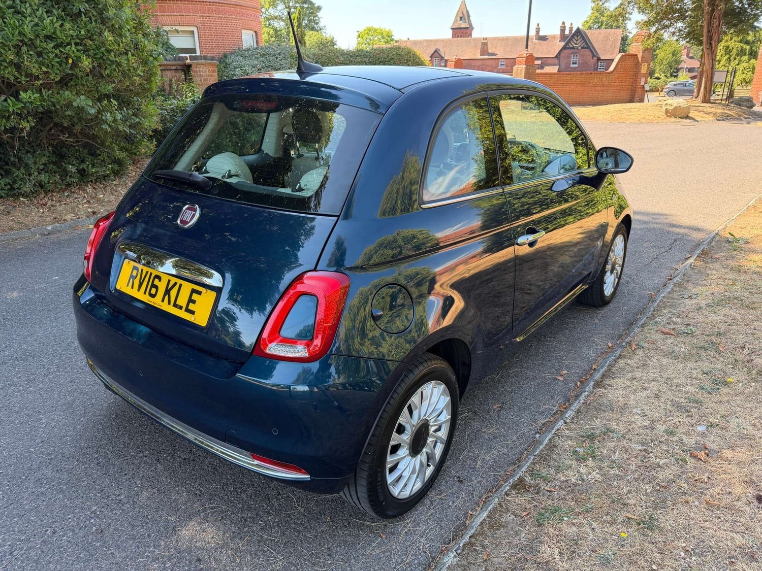 [ berth ]Fiat 500