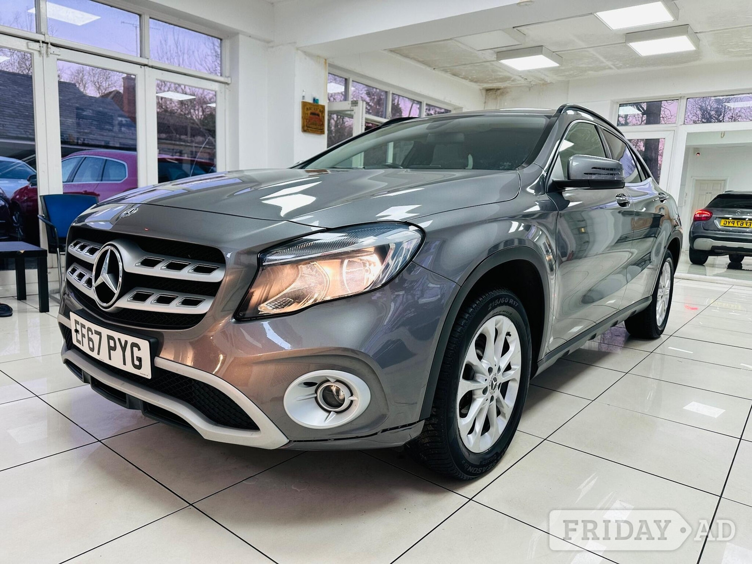Mercedes-Benz GLA 2017 - Cars in Iver