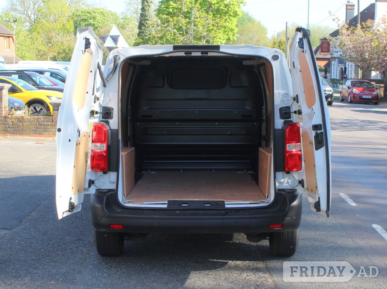 Vauxhall Vivaro 2024 - Vans & Commercial Vehicles
