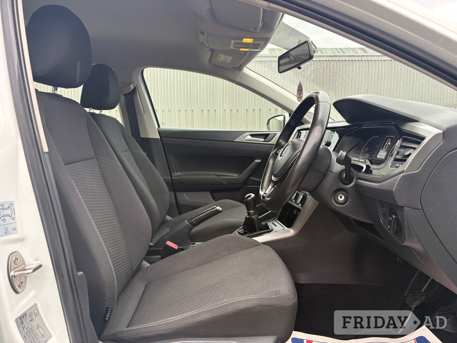 Volkswagen Polo 2018 - Cars in Airdrie