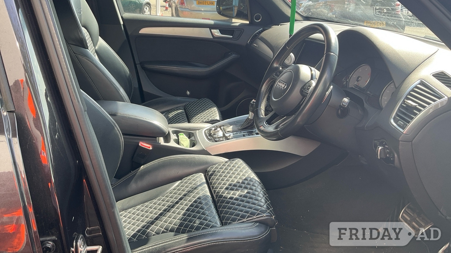 Audi SQ5 2016 in Hillingdon