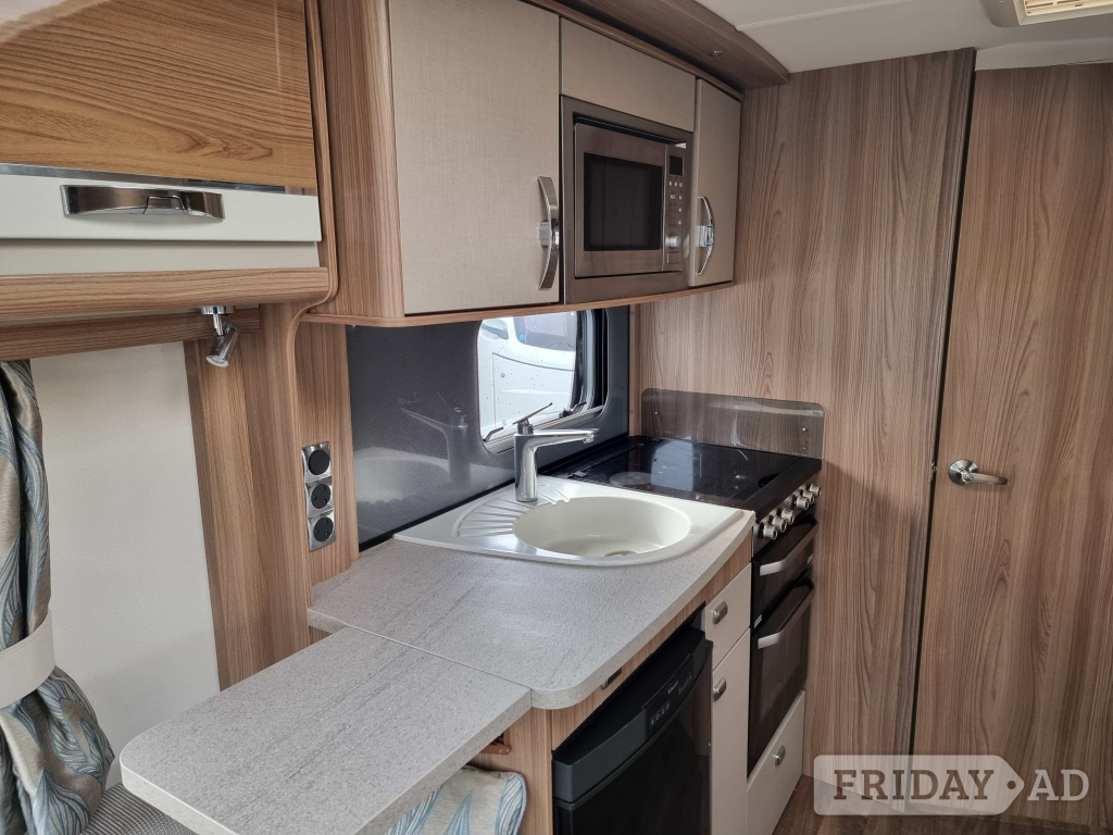 Swift Challenger SE 480 2015 - Motorhomes & Caravans in Highbridge