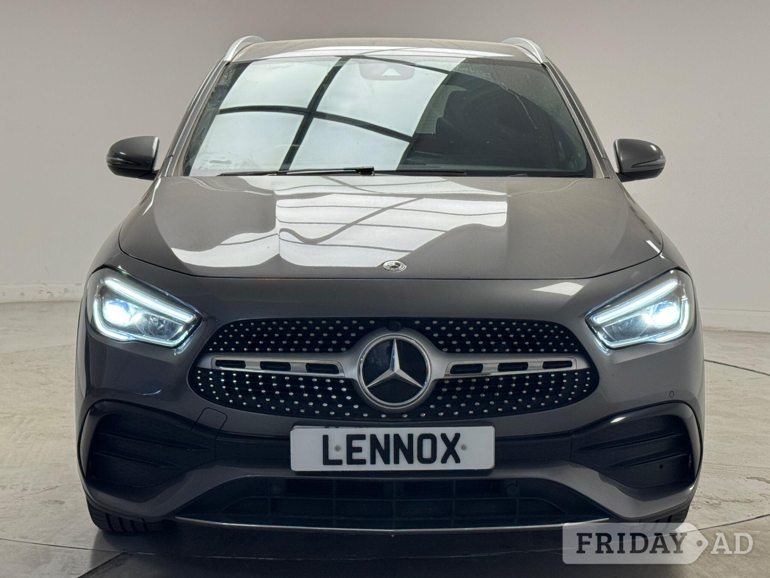 Mercedes-Benz GLA Brent
