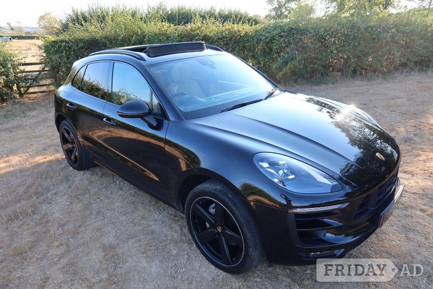 Porsche Macan 2016 - Cars