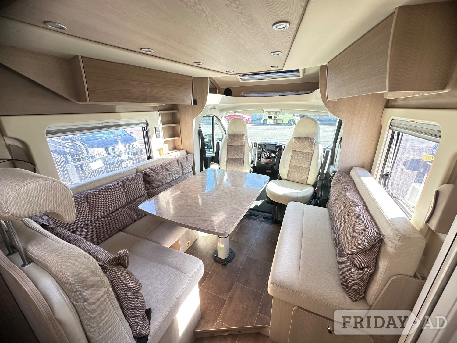 Burstner Ixeo Time IT 586 2014 - Motorhomes & Caravans in Gosport