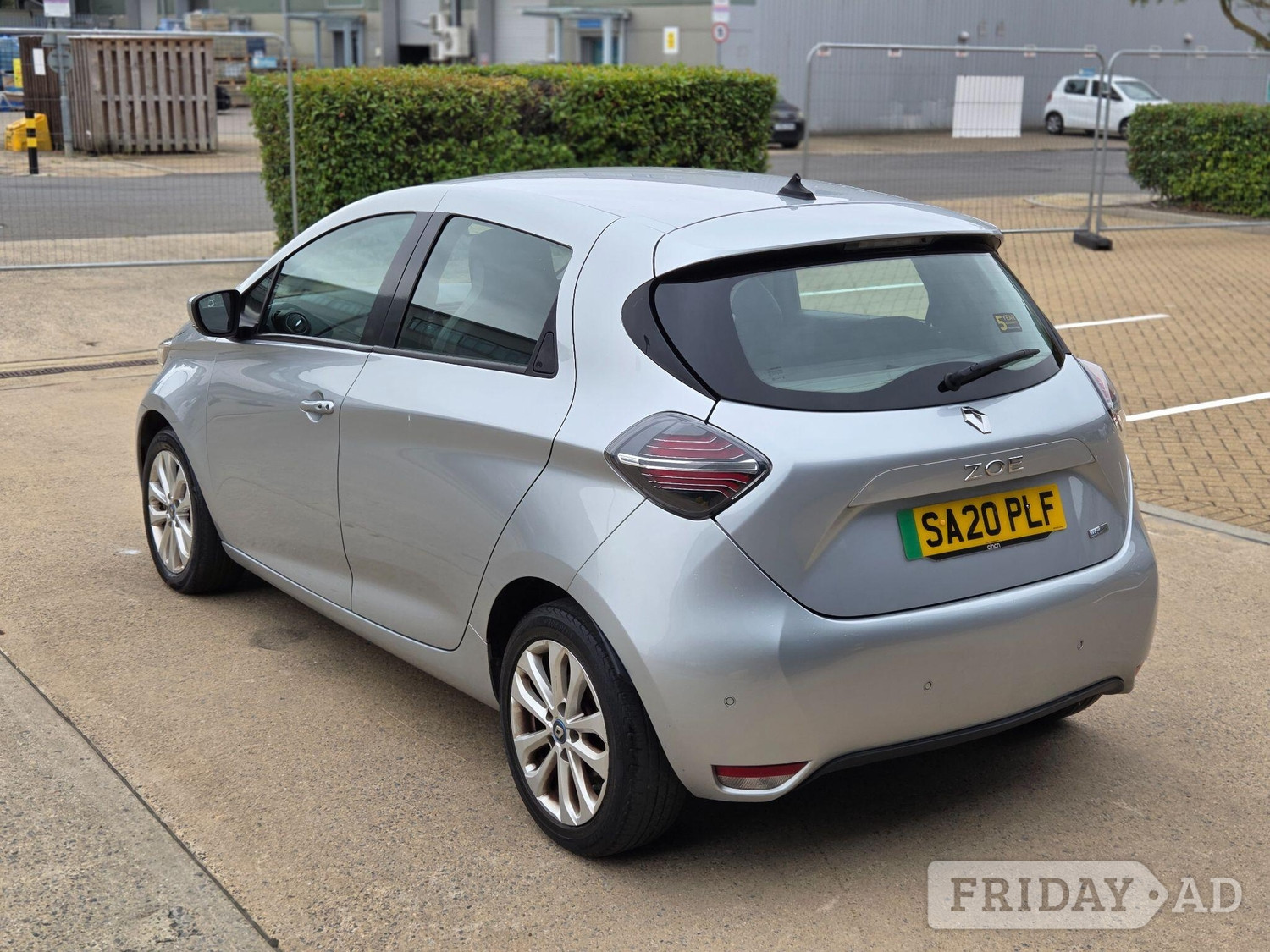 [ berth ]Renault Zoe