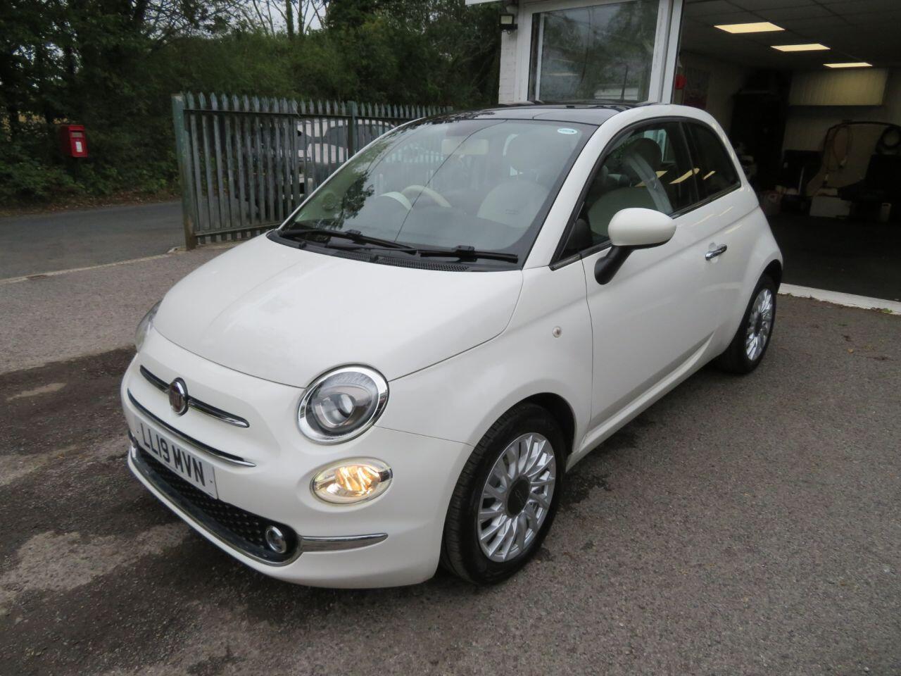 2019 FIAT 500 1.2 Lounge Hatchback 3dr Petrol Manual Euro 6 (s/s) (69 bhp) SUNROOF + SENSORS + ALLOYS + DAB - Cars
