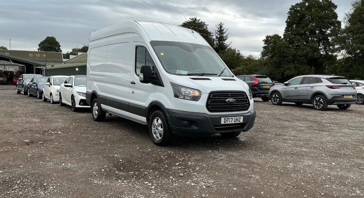 Ford Transit Reading