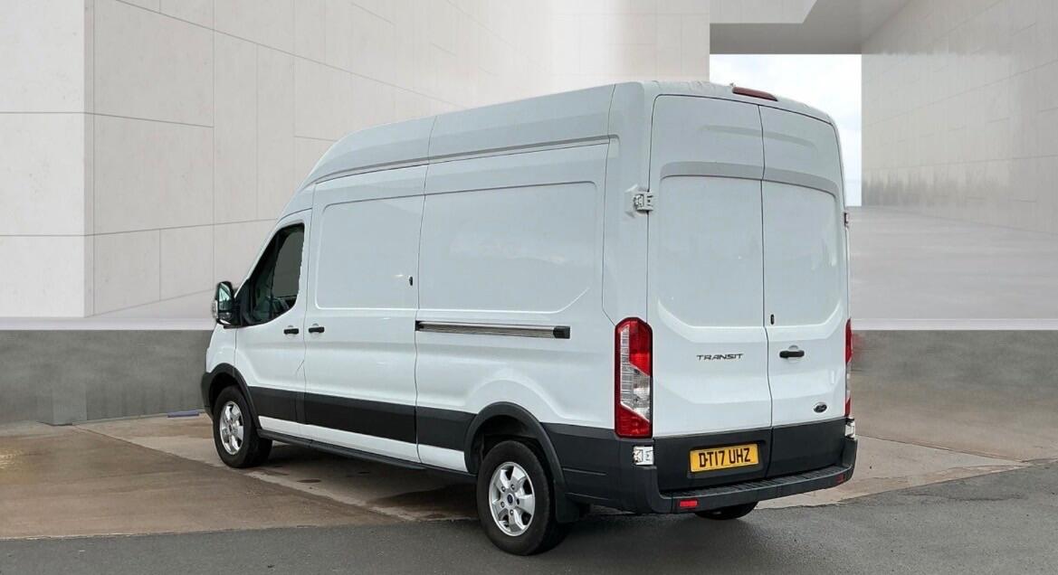 Ford Transit 2017 - Vans & Commercial Vehicles in Reading