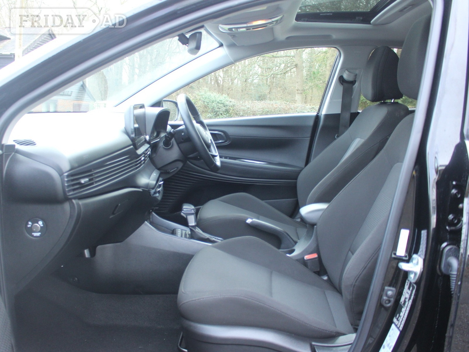 [ berth ]Hyundai i20
