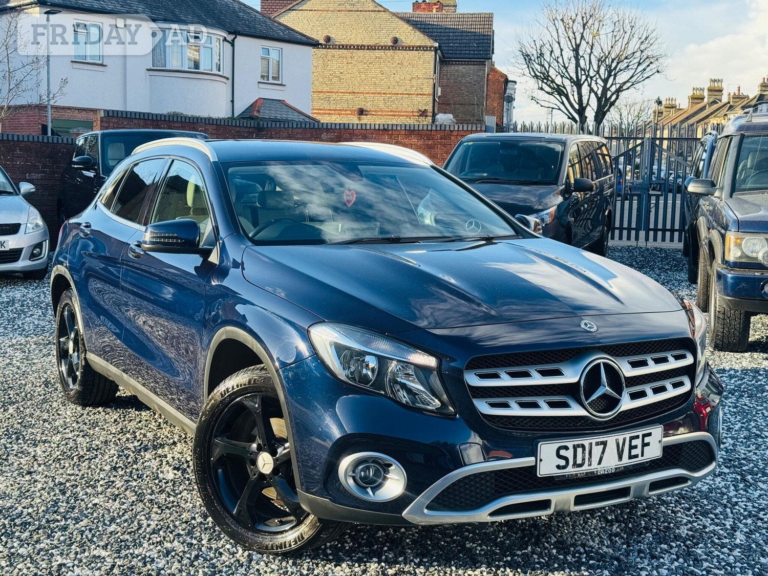Mercedes-Benz GLA 2017 in Bedford