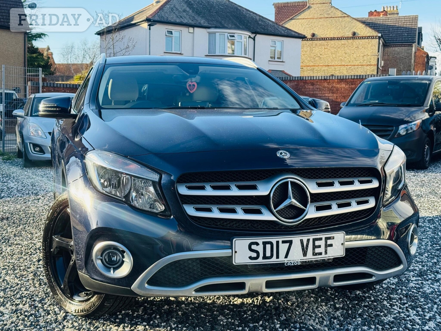 [ berth ]Mercedes-Benz GLA