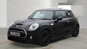 Mini Hatch 2016