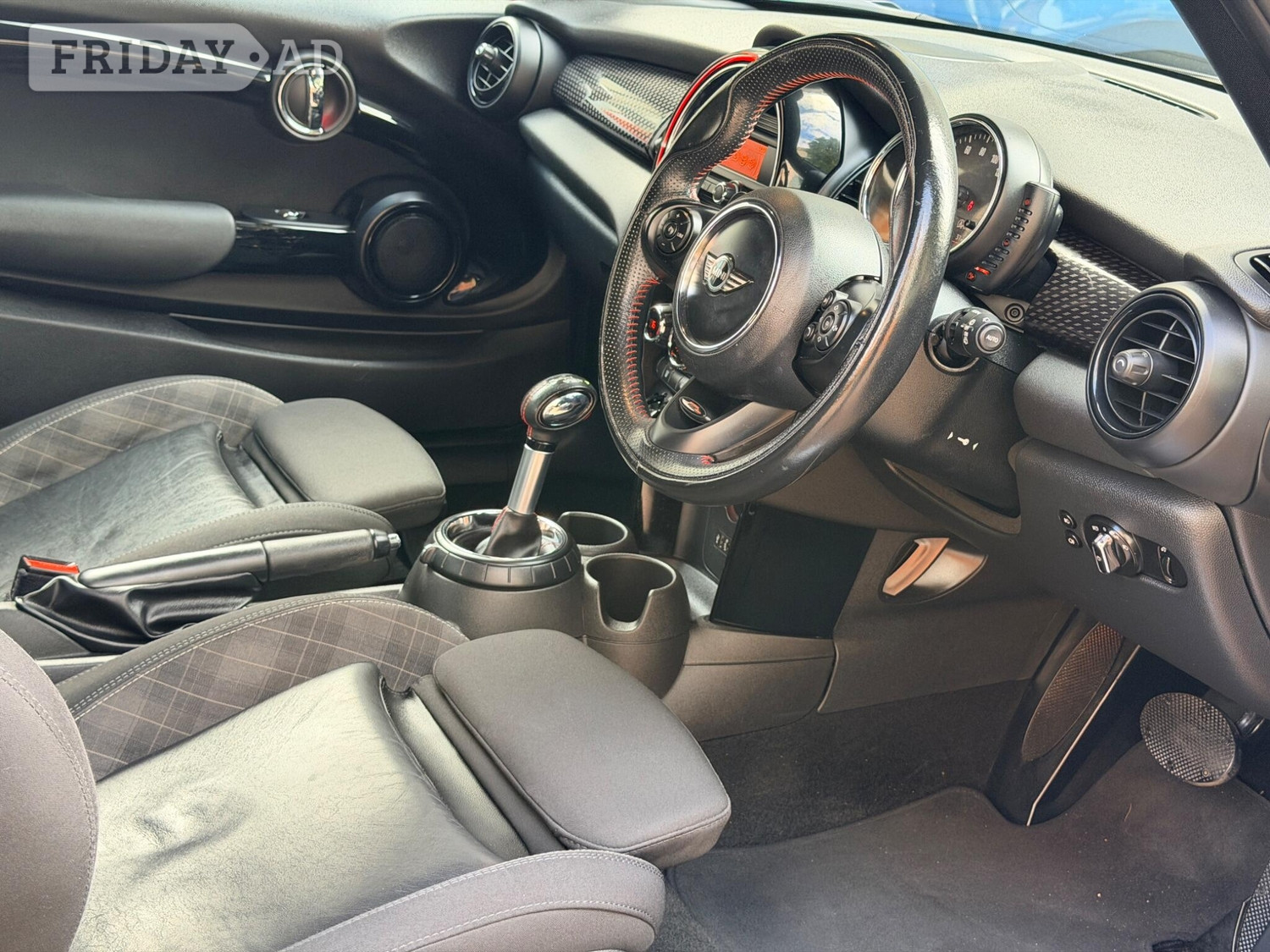 [ berth ]Mini Hatch
