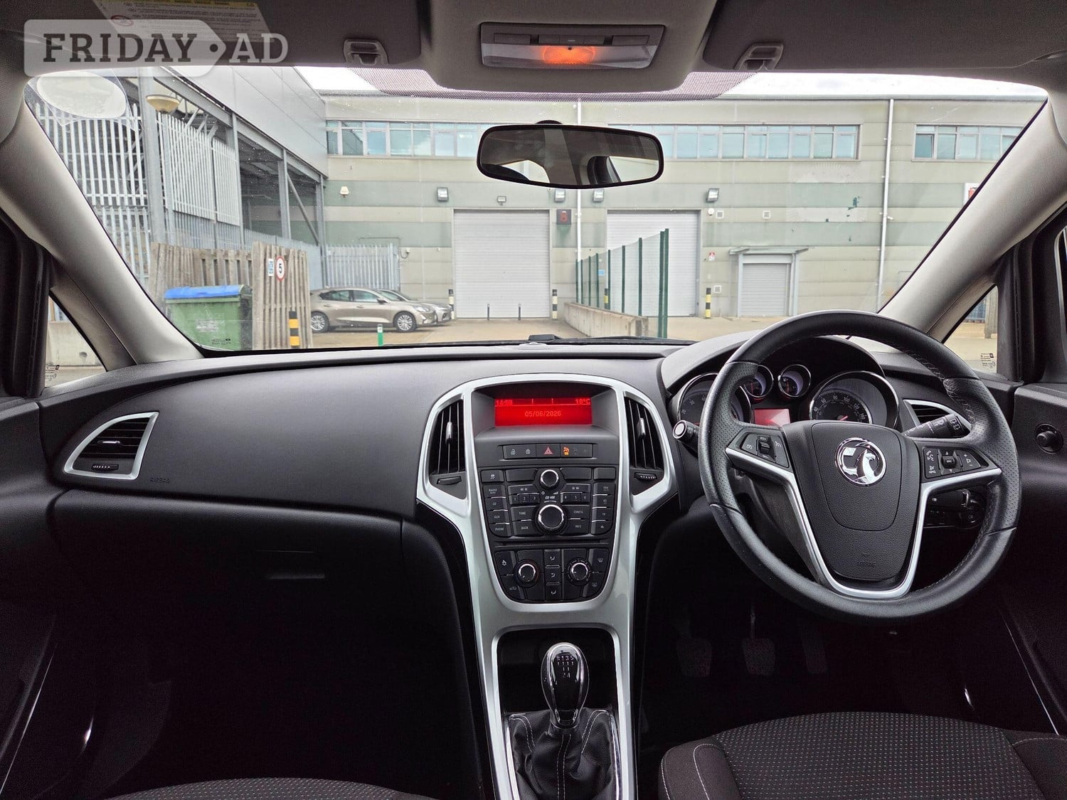 Vauxhall Astra 2011 - Cars in Slough
