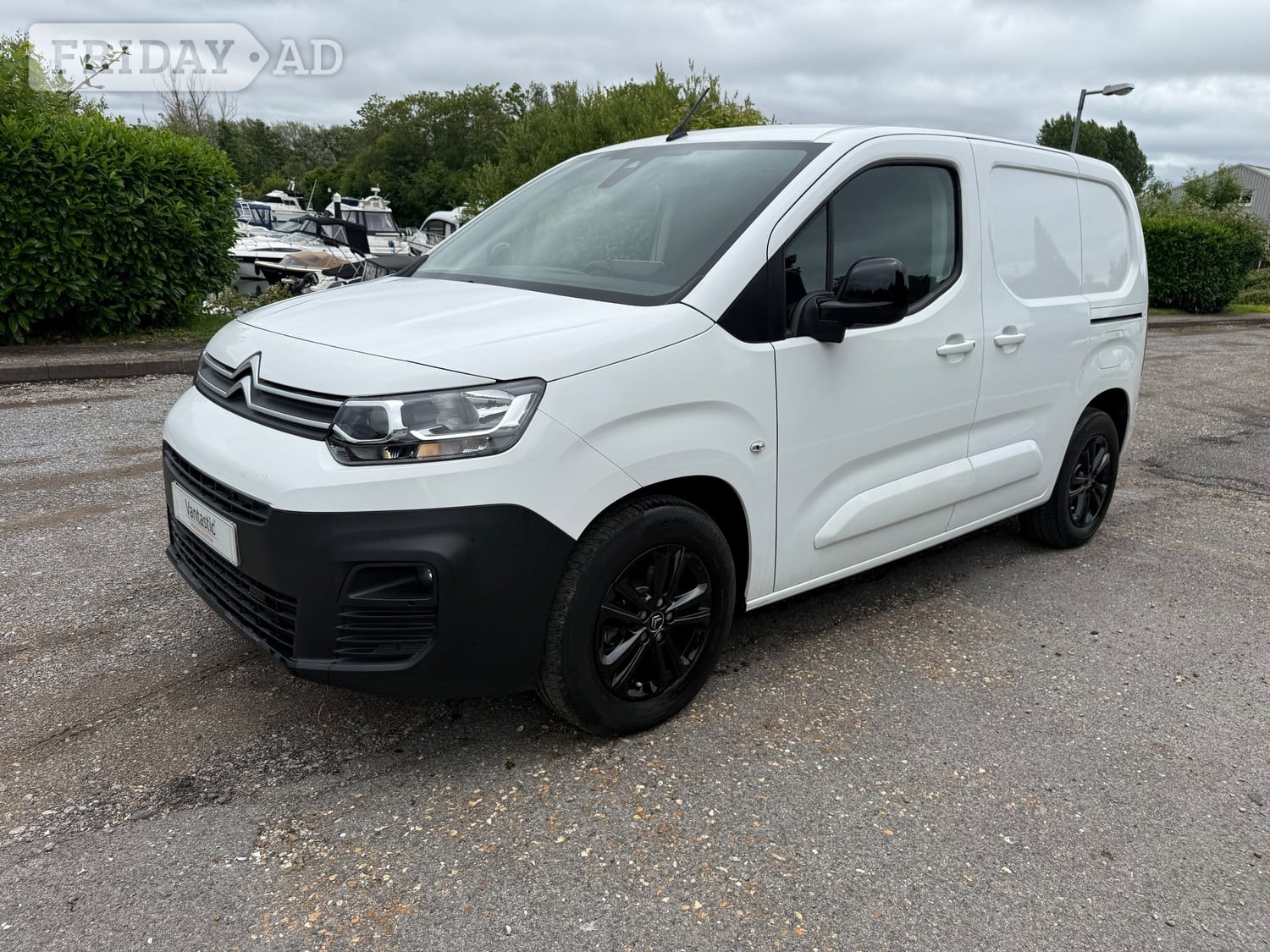 Citroen e-Berlingo 2022 in Chertsey