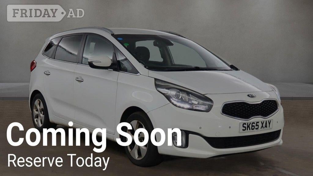 Kia Carens 2015 in Winchester