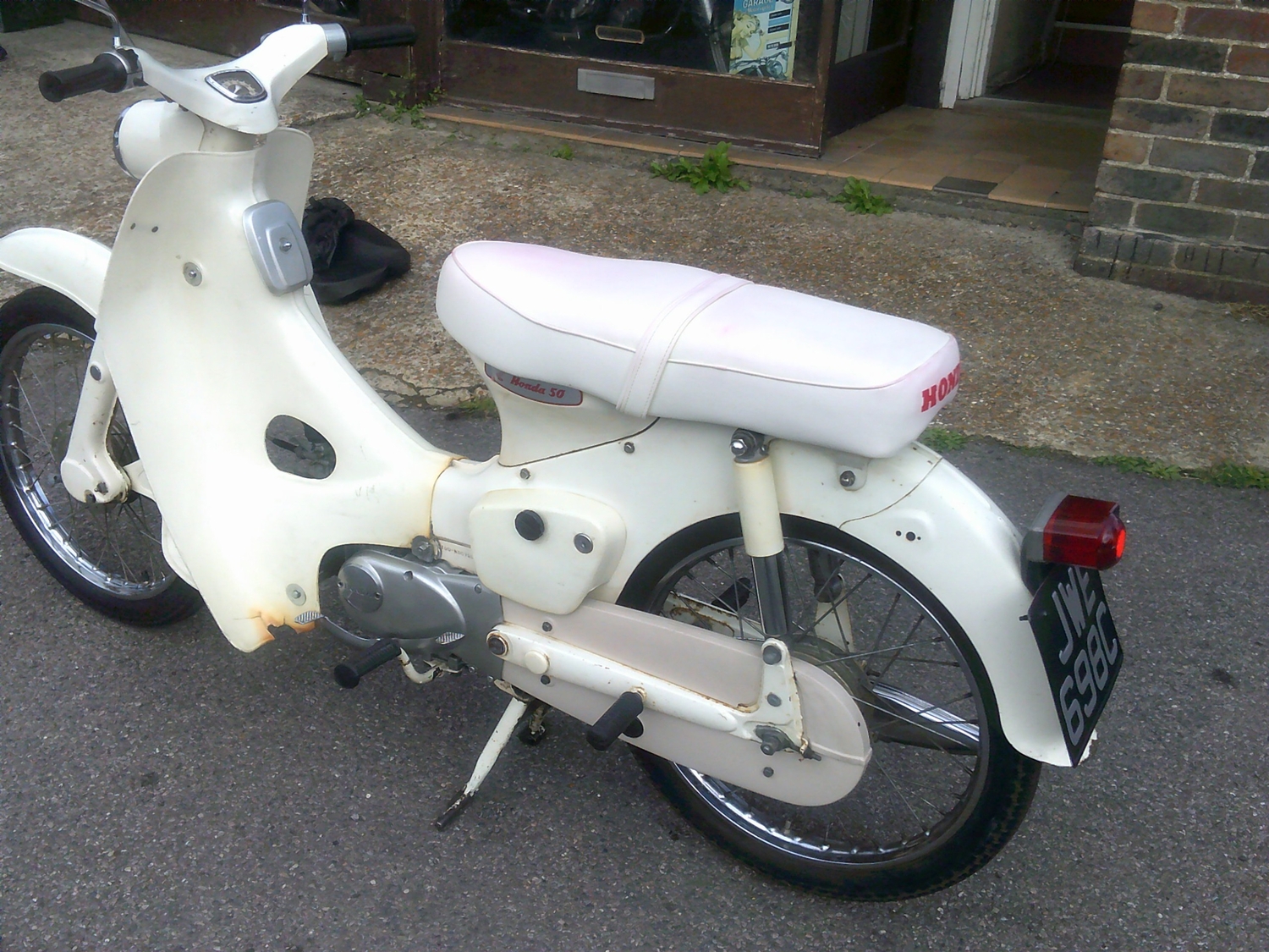 [ berth ]Honda C50