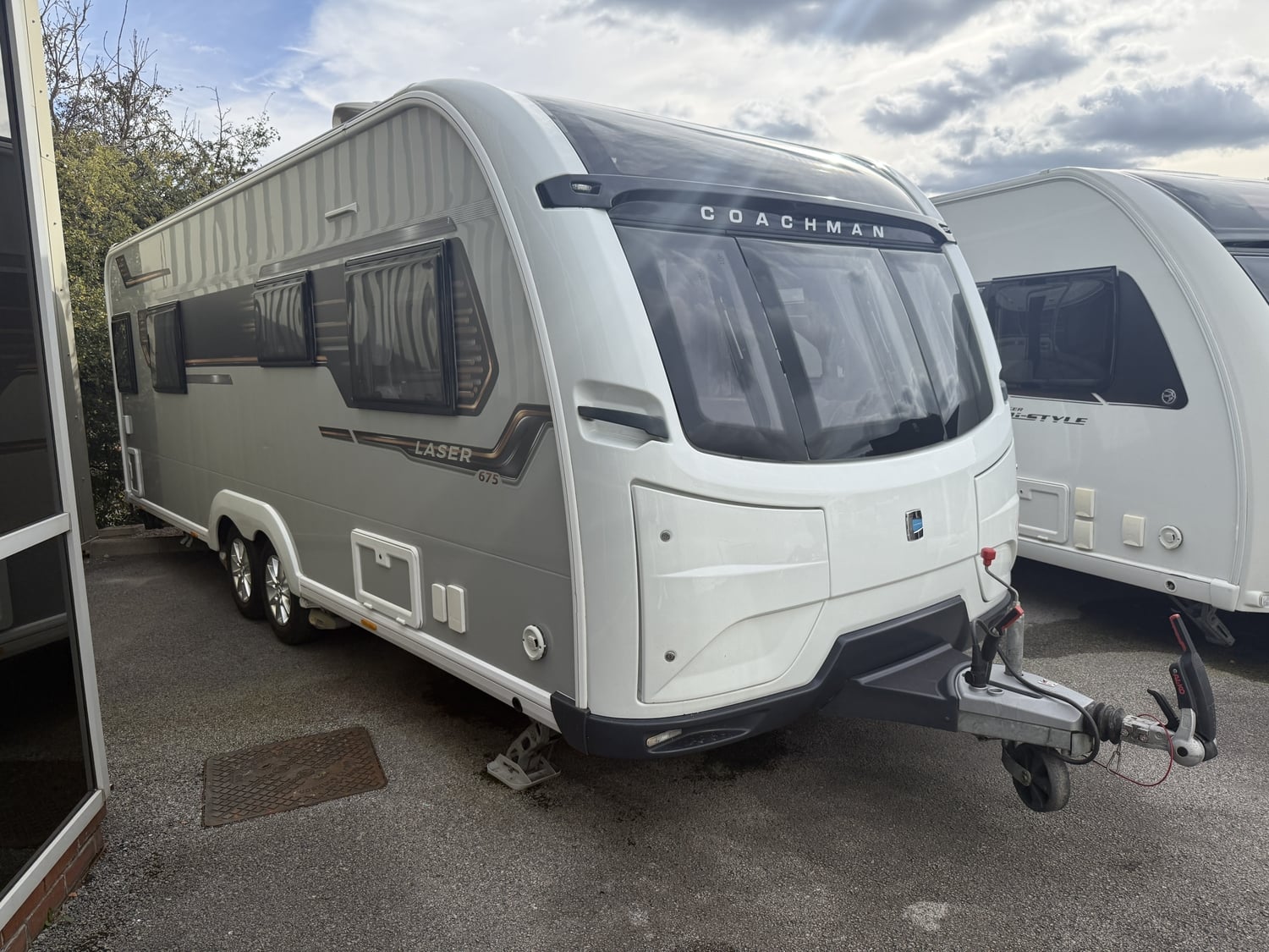 [4 berth ]Coachman Laser 675