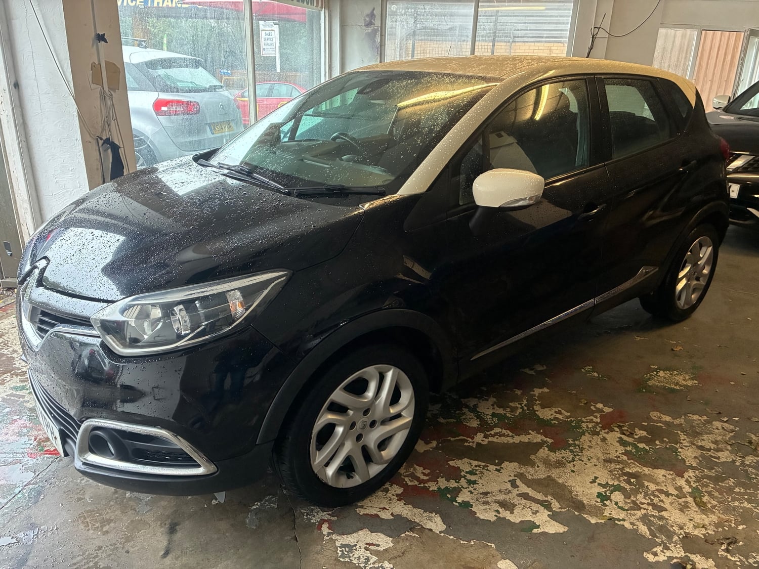 [ berth ]Renault Captur