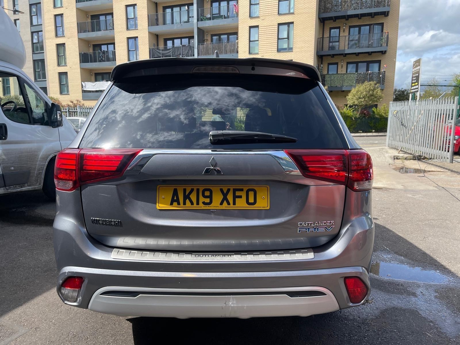 Mitsubishi Outlander 2019 - Cars in Barnet