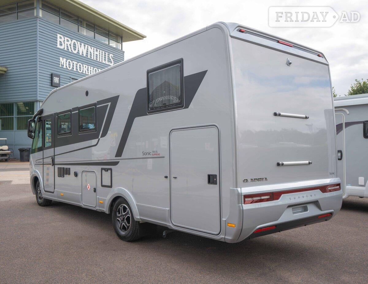 [4 berth ]Adria Sonic Supreme 700 DL