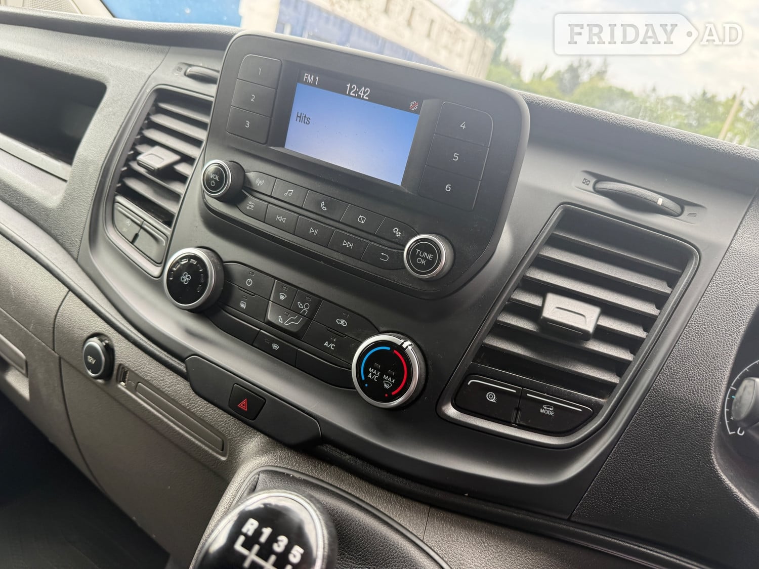 Ford Transit Custom 2021 - Vans & Commercial Vehicles in Chertsey