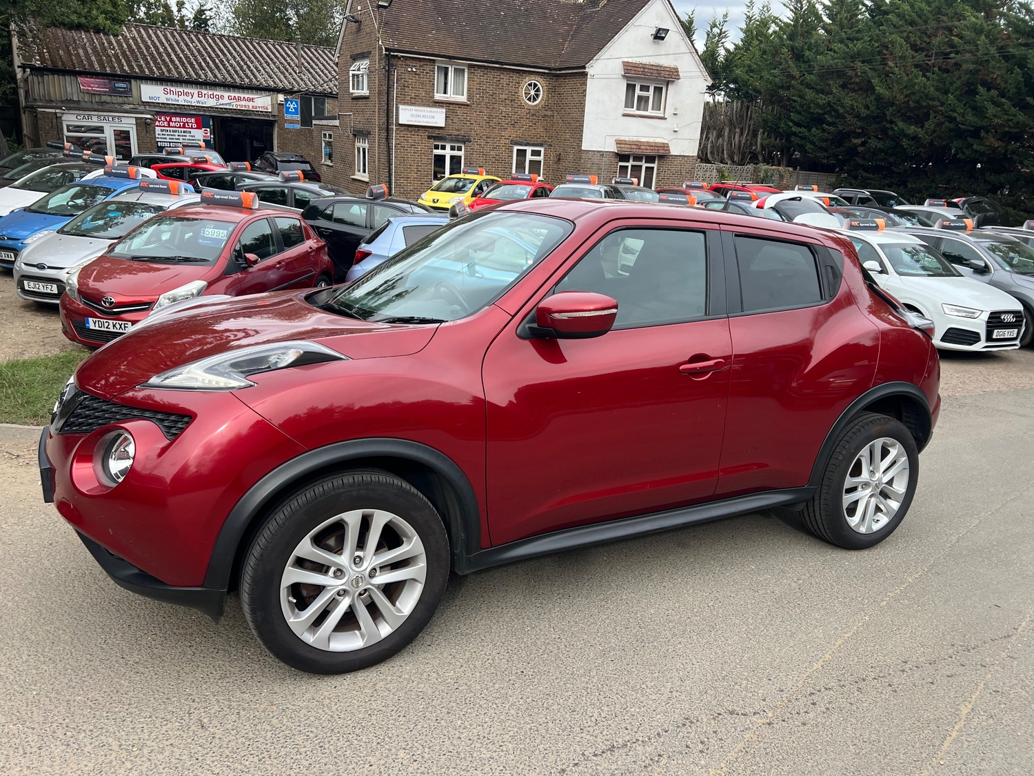 Nissan Juke Horley