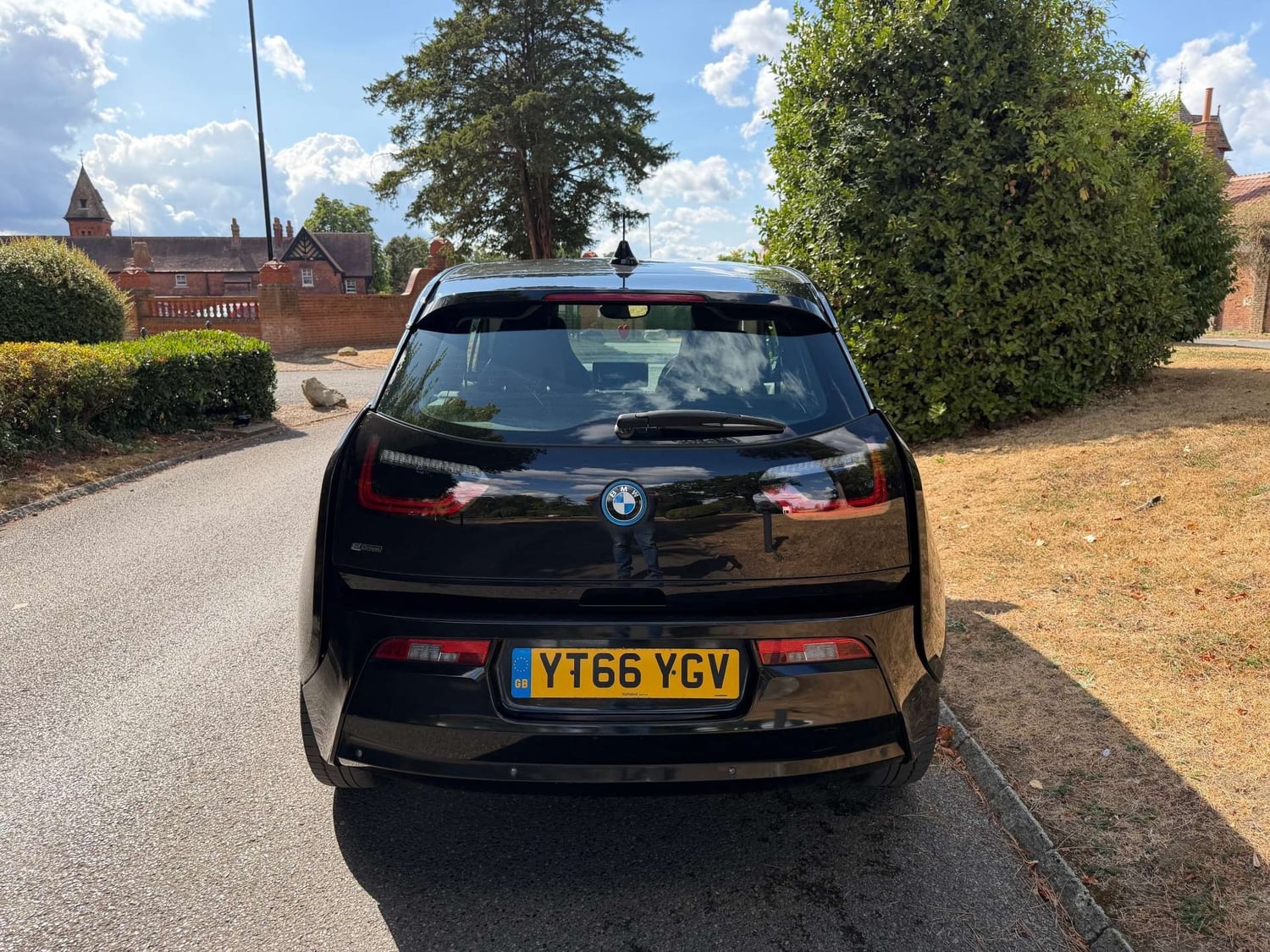 BMW i3 2016 - Cars in Leatherhead